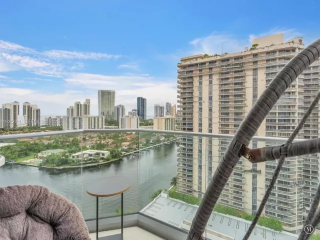 Apartment for sale  Unit #21D - photo 6931812