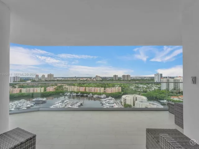 Apartment for sale  Unit #21D - photo 6931817