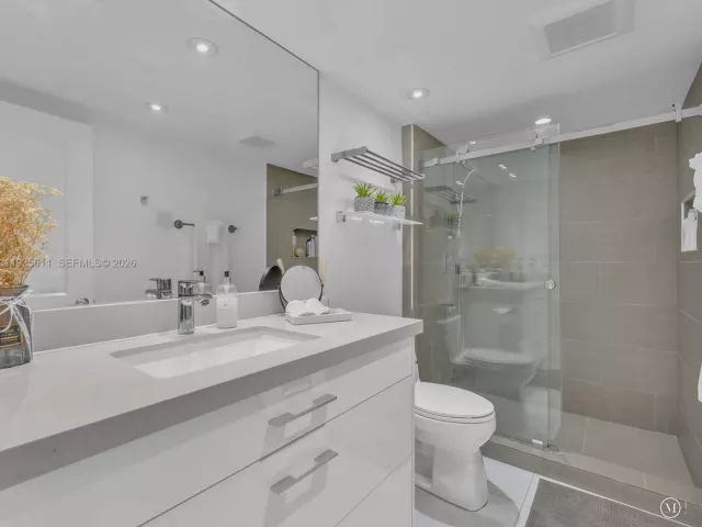 Apartment for sale  Unit #21D - photo 6931809