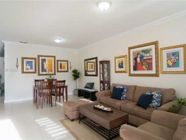 3-bedroom home for rent in Miami - 928 SW 154th Path 928 - MondialRealty