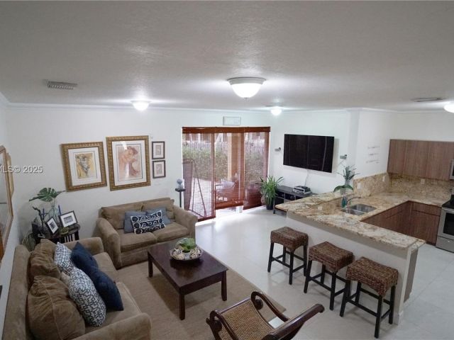 3-bedroom home for rent in Miami - 928 SW 154th Path 928 - MondialRealty