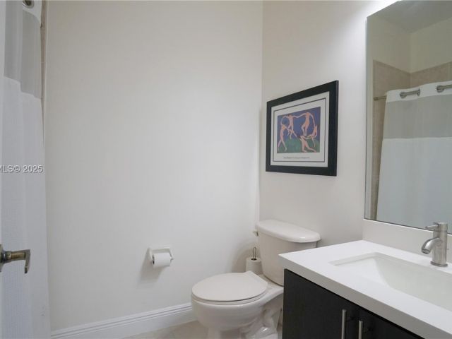 3-bedroom home for rent in Miami - 928 SW 154th Path 928 - MondialRealty