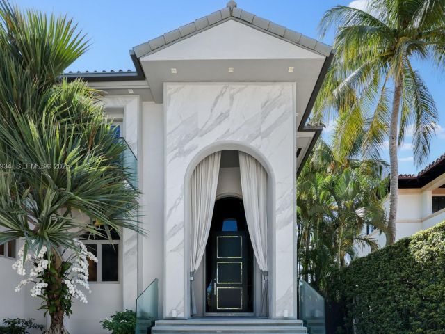 Home for sale at 176 S Hibiscus Drive - photo 6932922