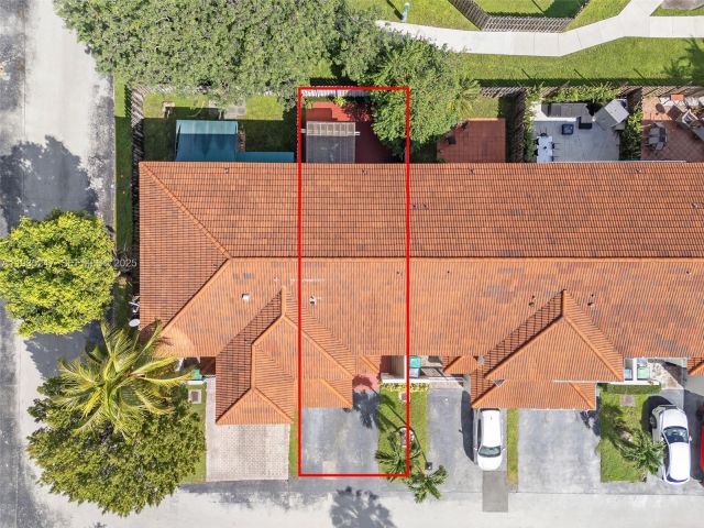 Home for sale at 12661 SW 143rd Ln 12661 - photo 7522590