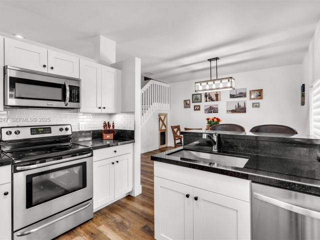 Home for sale at 12661 SW 143rd Ln 12661 - photo 7522597