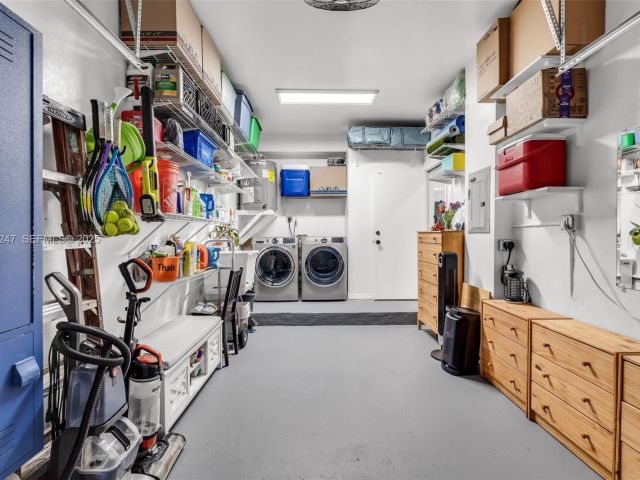 Home for sale at 12661 SW 143rd Ln 12661 - photo 7522601