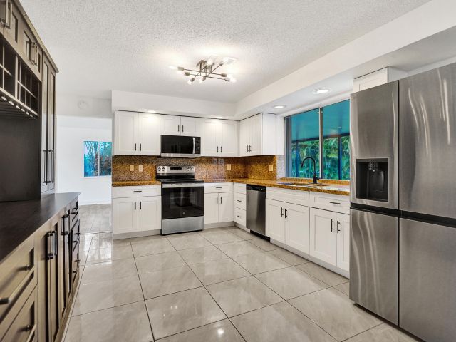 Home for sale at 9855 Robins Nest Road - photo 6934800