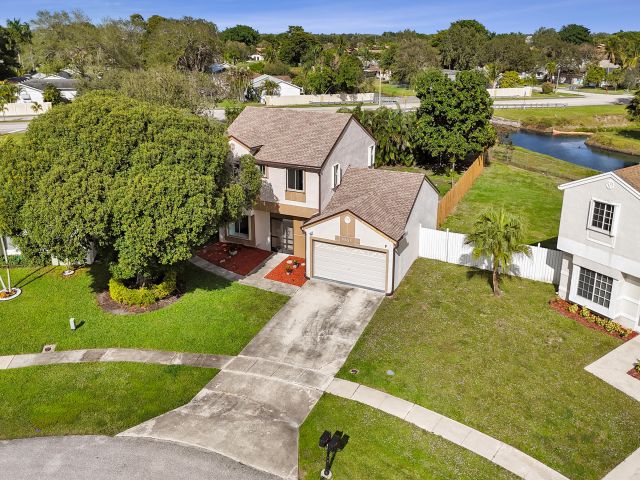 Home for sale at 9855 Robins Nest Road - photo 6934806