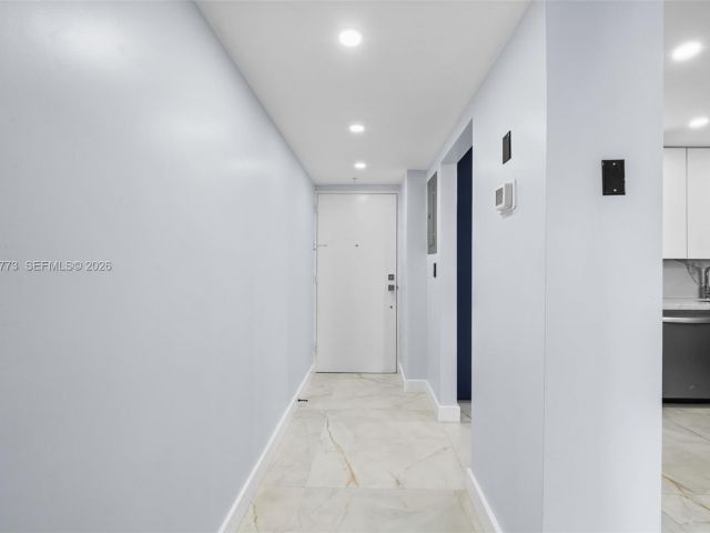 Apartment for sale  Unit #826 - photo 6932667