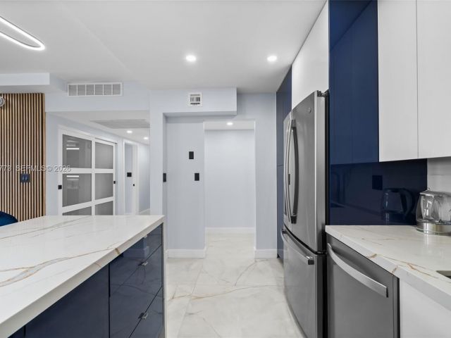 Apartment for sale  Unit #826 - photo 6932675