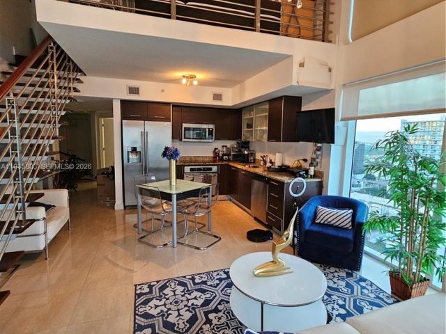 Apartment for rent  Unit #1517 - photo 6932613