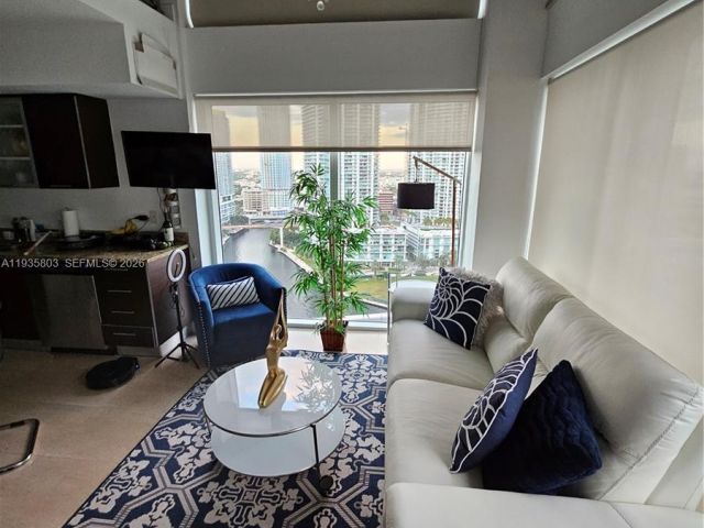 Apartment for rent  Unit #1517 - photo 6932614