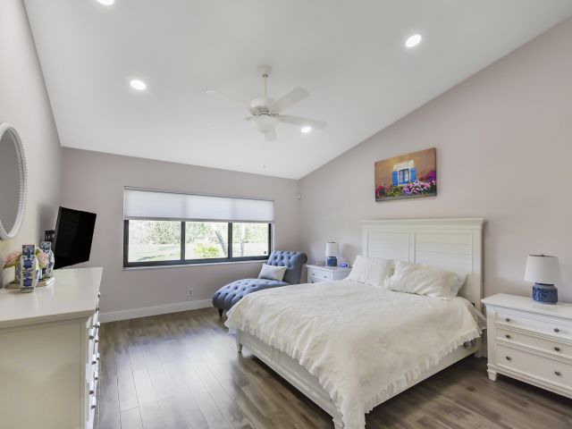 Home for sale at 6413 Casabella Lane - photo 6932768