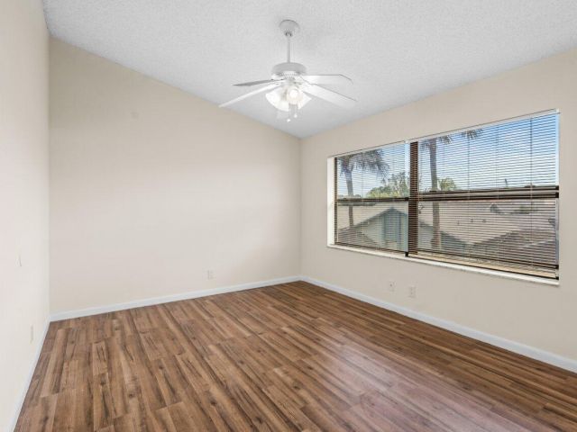 Home for rent at 9112 SW 21st Court E - photo 6939548