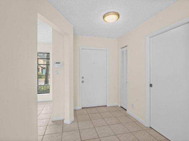Home for rent at 9112 SW 21st Court E - photo 6939558