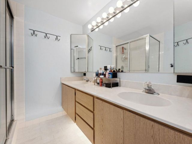 Home for rent at 7117 71st Way - photo 6933322