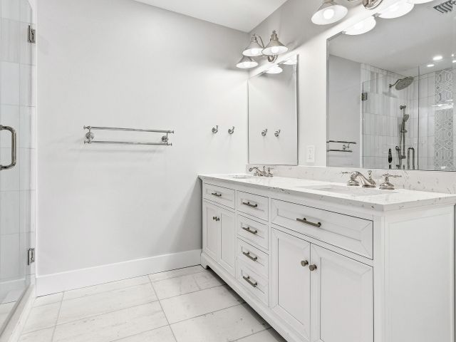 Home for rent at 1254 SW 4th Court - photo 6934938