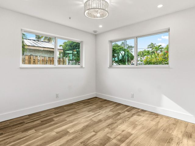 Home for rent at 1254 SW 4th Court - photo 6934944