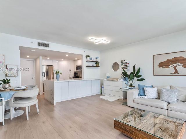 Apartment for sale  Unit #808 - photo 6934549