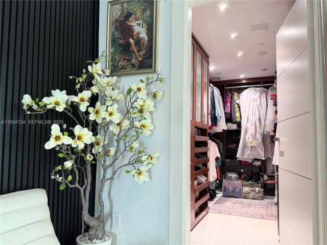 Apartment for sale  Unit #4504 - photo 6934256