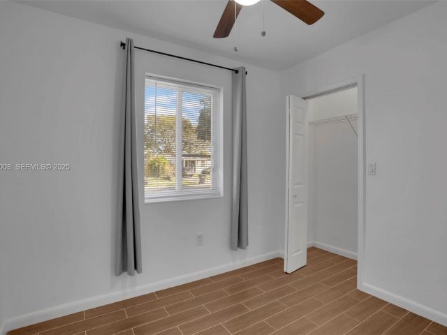 3-bedroom home for rent in Hollywood - 510 N 69th Ave 0 - MondialRealty