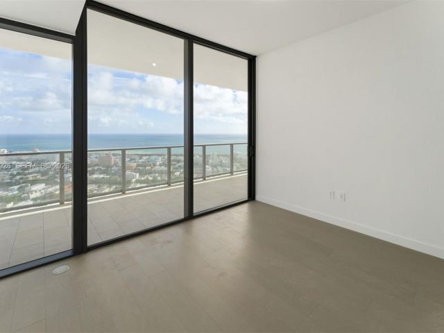 Apartment for rent  Unit #3905 - photo 6936074