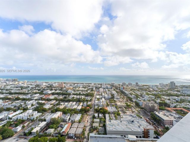 Apartment for rent  Unit #3905 - photo 6936079