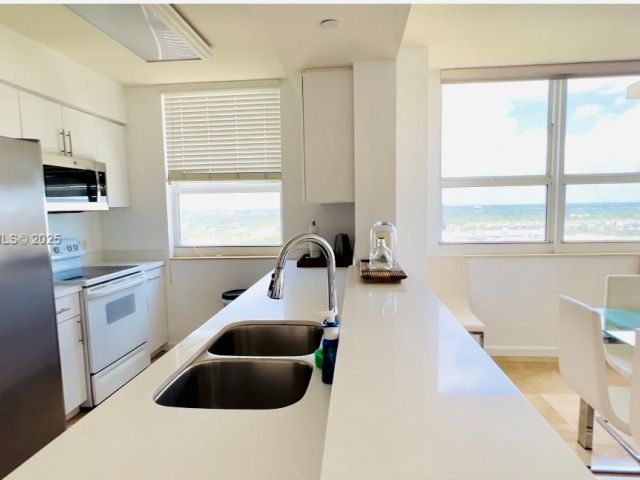 Apartment for rent  Unit #2313 - photo 6936109