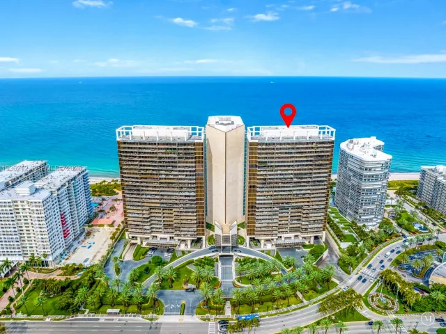 2-bedroom condo for sale in Bal Harbour - 9701 Collins Ave 1405S - MondialRealty