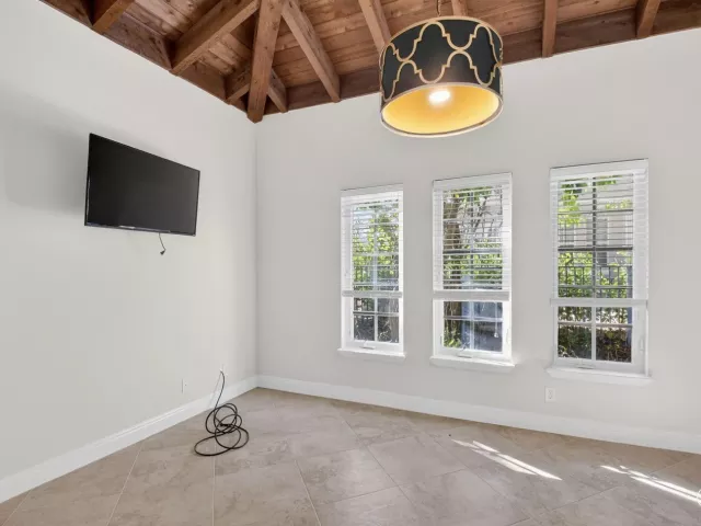 3-bedroom home for sale in Delray Beach - 1617 Estuary Way - MondialRealty