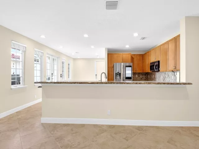 3-bedroom home for sale in Delray Beach - 1617 Estuary Way - MondialRealty