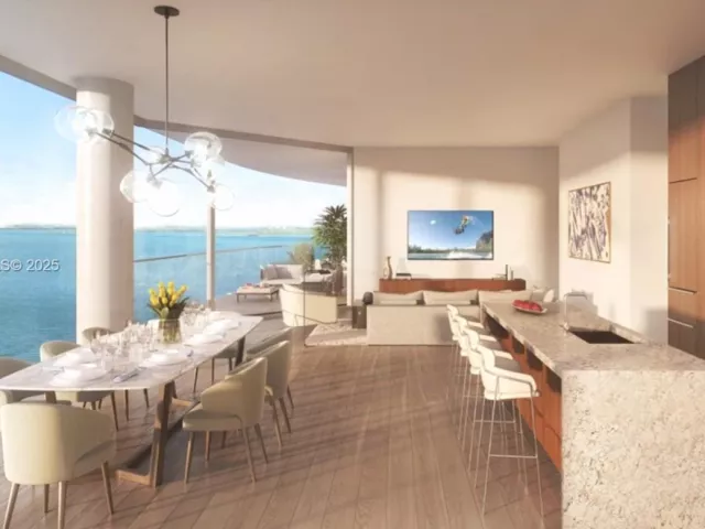 5-bedroom condo for sale in Miami - 175 SE 25th Rd 4201 - MondialRealty