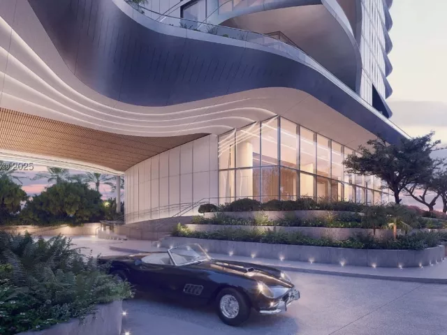5-bedroom condo for sale in Miami - 175 SE 25th Rd 4201 - MondialRealty
