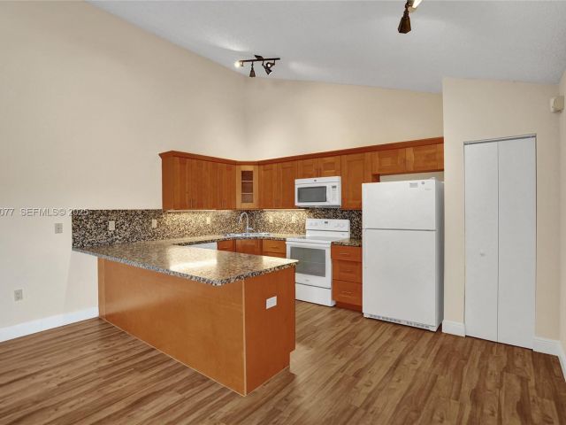 3-bedroom home for sale in Boca Raton - 9569 Boca Gardens Parkway B - MondialRealty