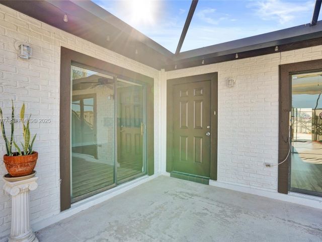 3-bedroom home for sale in Boca Raton - 9569 Boca Gardens Parkway B - MondialRealty