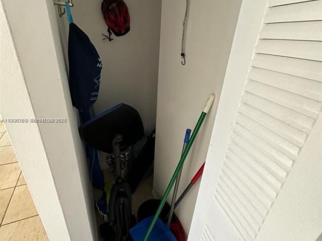 Apartment for sale  Unit #518 - photo 7430694