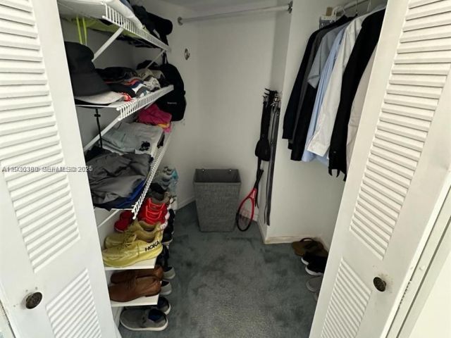 Apartment for sale  Unit #518 - photo 7430696