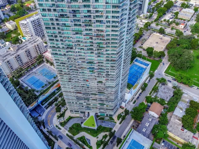 2-bedroom condo for sale in Miami - 501 NE 31st St 3409 - MondialRealty