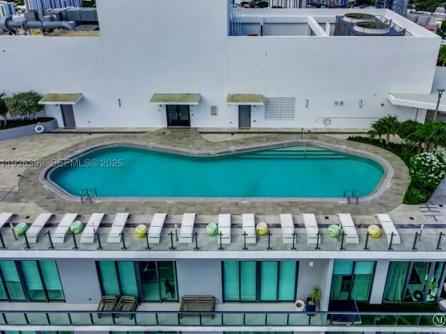 2-bedroom condo for sale in Miami - 501 NE 31st St 3409 - MondialRealty