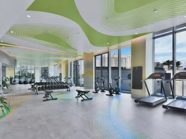2-bedroom condo for sale in Miami - 501 NE 31st St 3409 - MondialRealty