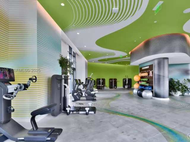 2-bedroom condo for sale in Miami - 501 NE 31st St 3409 - MondialRealty