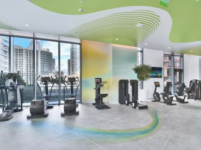 2-bedroom condo for sale in Miami - 501 NE 31st St 3409 - MondialRealty