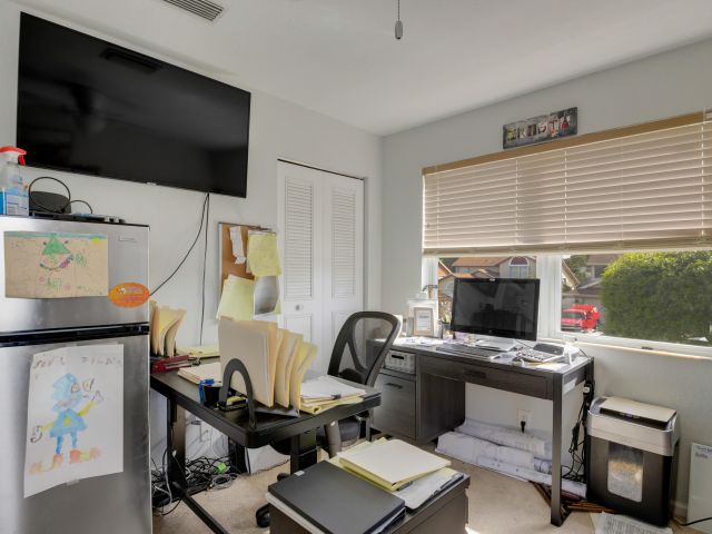 Home for rent at 3875 Circle Lake Drive - photo 6936365