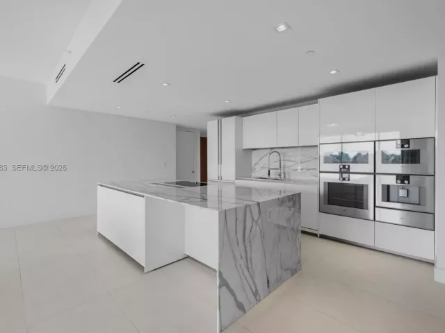 2-bedroom condo for rent in Bal Harbour - 10201 Collins Ave 311 - MondialRealty