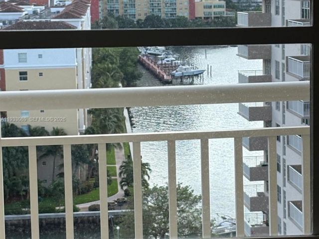 Apartment for sale  Unit #1215 - photo 7440296