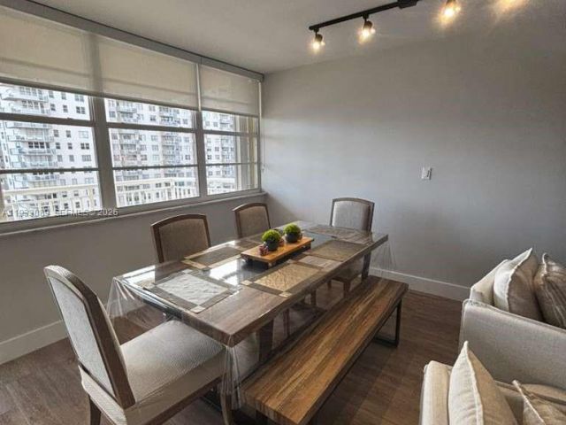 Apartment for sale  Unit #1215 - photo 7440301