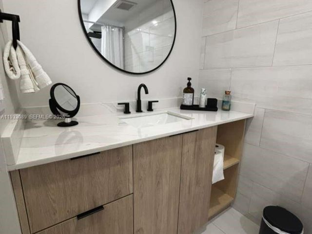 Apartment for sale  Unit #1215 - photo 7440305