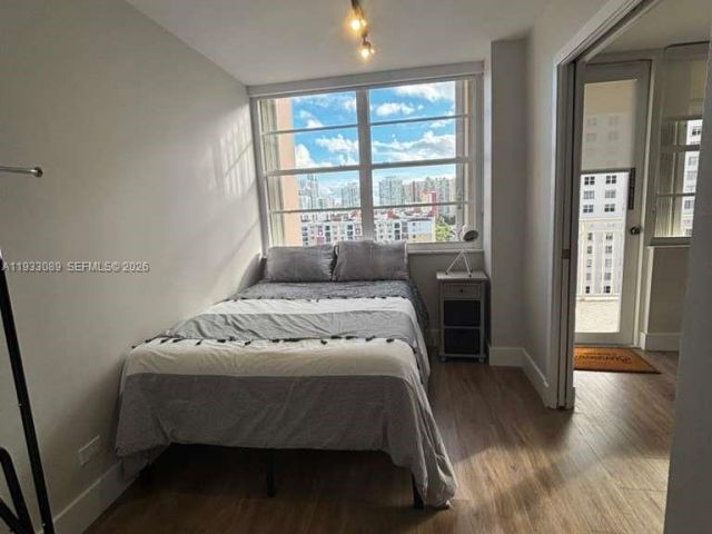 Apartment for sale  Unit #1215 - photo 7440306