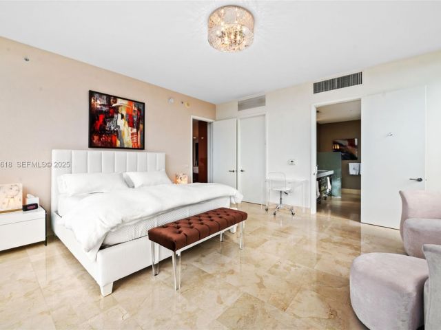 Apartment for rent  Unit #605N - photo 6937967