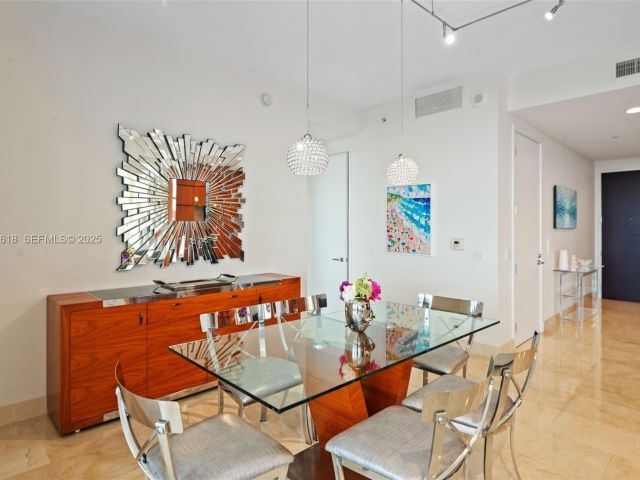 Apartment for rent  Unit #605N - photo 6937969